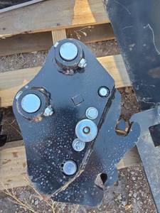 lot 3362 image: Heavy Duty Mini Excavator Quick Attach Coupler