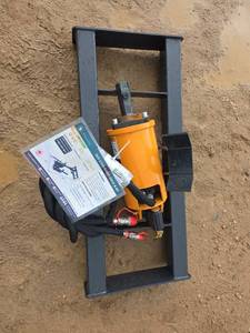 lot 3707 image: Wolverine Hydraulic Earth Auger Drive System with Bits