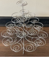lot 422 image: Modern Spiral Wire Cake StandDessert Display GS80