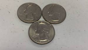 lot 16 image: 1976 Bicentennial Quarter Coin Set of 3 GS80