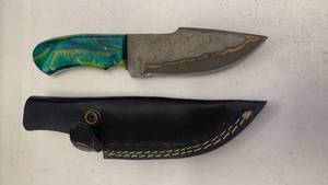 Handcrafted Copper Damascus Steel Hunting Full tang Knife blade with Resin Handle with leather sheath fishing approx 8 inches