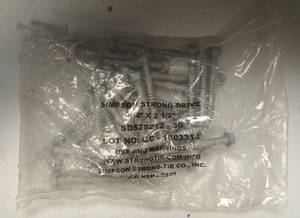lot 308 image: Simpson Strong-Drive SDS25212-36 Connector Screws