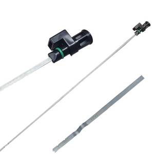 lot 29957 image: Car Transmission Fluid Dipstick, 2.5L CVT Automatic Transmission Oil Level Indicator Dip Gauge Replacement OEM#31086-JA00A, Fits for Most Cars - Retail $11