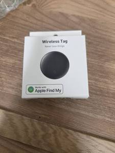 lot 1376 image: Apple Find My Compatible Wireless Tag Tracker - Retail $25