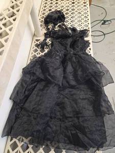 lot 1387 image: Wednesday Costume- Dress, Wig, Belt  - Retail $0