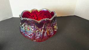 lot 23 image: Indiana Glass heirloom sunset ruby carnival bowl