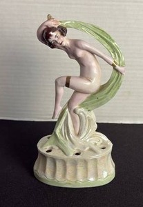 lot 53 image: Antique Art Nouveau iridescent lady flower frog from Germany