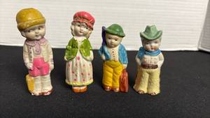 lot 86 image: Antique bisque penny dolls