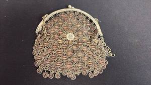 lot 145 image: Vintage mesh evening bag