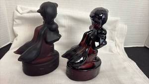 lot 213 image: L. E. Smith goose girl amethyst glass set