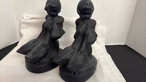 lot 214 image: L. E. Smith goose girl amethyst glass set