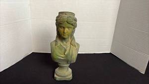 lot 226 image: Sylvestri female bust 11 inches