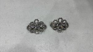 lot 250 image: Vintage art deco, shoe clips