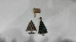 lot 287 image: Pins