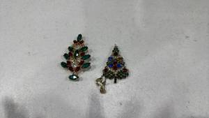lot 296 image: Pins