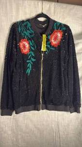 lot 359 image: Gianni Bini, sequenced, black jacket, medium new with tags still attached