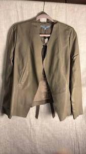 lot 363 image: Antonio Milani, green leather jacket size medium new with tag still attached