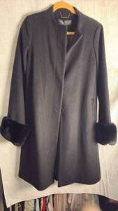 lot 365 image: Antonio Melani coat size 8, new with tags still attached