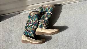 lot 400 image: S Edelman boots womens size 9 never worn