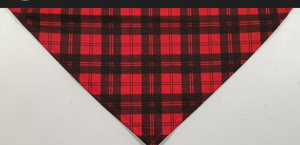 lot 41625 image: Red and Black Plaid Dog Bandana