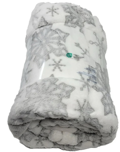 lot 41653 image: Oversized Snowflake Plush Throw Blanket