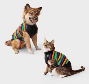 lot 41888 image: Boots & Barkley XS Rainbow Pet Sweater