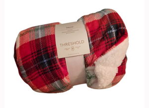 lot 41898 image: Threshold Plaid Sherpa Throw Blanket