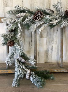lot 41956 image: 3ft Pine Cone Garland
