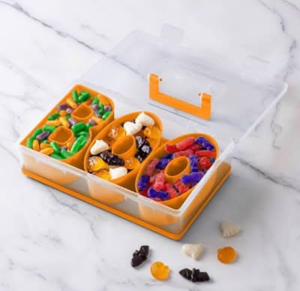 lot 42022 image: CWC Halloween BOO Snack Container Set