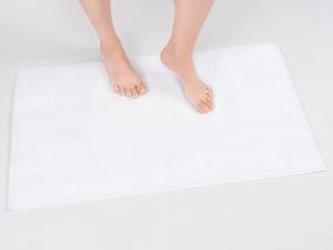 lot 34895 image: Cotton Paradise 100% Cotton Non Slip Bath Mats for Bathroom, 17x24 inch Soft Absorbent Quick Dry Machine Washable Floor Bath Mat, White - Retail $16