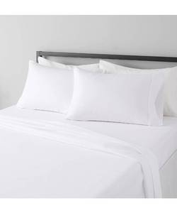 lot 2900 image: Lightweight Super Soft, Wrinkle-Free, Easy Care Microfiber 4-Piece Bed Sheet Set