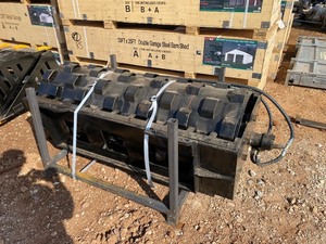 lot 2170 image: Unused Captok Skid Steer Compactor Wheel CK-CW59
