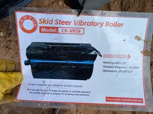 lot 2171 image: Unused Captok CK-VR59 Skid Steer Vibratory Roller
