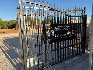 lot 2257 image: Unused KJ Metal K0720 Metal Farm Driveway Gate - Deer Motif