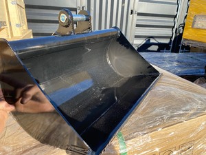 lot 2416 image: Unused SD Lanch Excavator Bucket