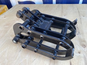 lot 2449 image: Unused SD Lanch Mini Excavator Wood Grapple