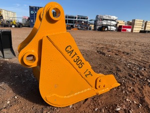 lot 2193 image: Unused CAPTOK CK-BK CAT 305 Excavator Bucket �� 12 in