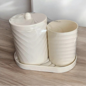 lot 932 image: 3 Piece Container With Cup and Tray - Retail $0