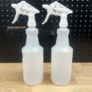 lot 957 image: 2- Spray Bottles  - Retail $0