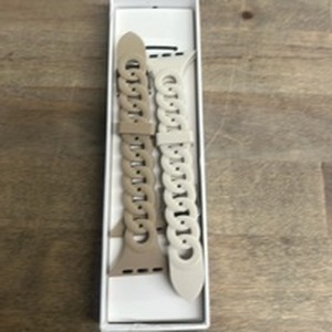 lot 971 image: 2-i Watch Bands - Retail $0