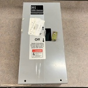 lot 1034 image: Square D 100 Amp Load Center Panel Box - Retail $45