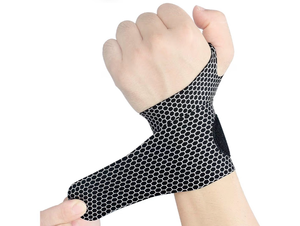 lot 1040 image: YUNYILAN 2 Pcs Ultra-Thin Wrist Brace Support for Carpal Tunnel, Pain Relief, Arthritis, Tendonitis, Elastic Wrist Wraps Right and Left Hands - Retail $0