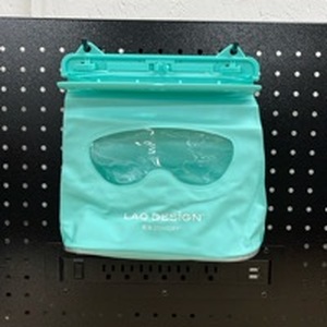 lot 1045 image: Stay Dry Bag  - Retail $0