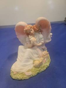 lot 5229 image: Seraphim Classics Tender Heart Angel Figurine 1999