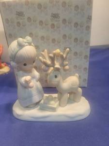 lot 5249 image: Precious Moments Merry Christmas Deer Figurine in box