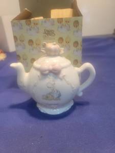 lot 5255 image: Precious Moments White Porcelain Tea Set Oct in box