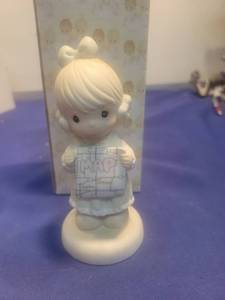 lot 5268 image: Precious Moments I Would Be Lost Without You Figurine in box