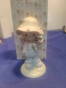 lot 5278 image: Precious Moments My Love Will Never Let You Go Figurine 103497 in box