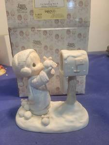 lot 5295 image: Precious Moments Im Sending You A White Christmas Figurine E-2829 in box