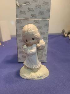 lot 5306 image: Precious Moments His Burden Is Light Figurine 1978 in box